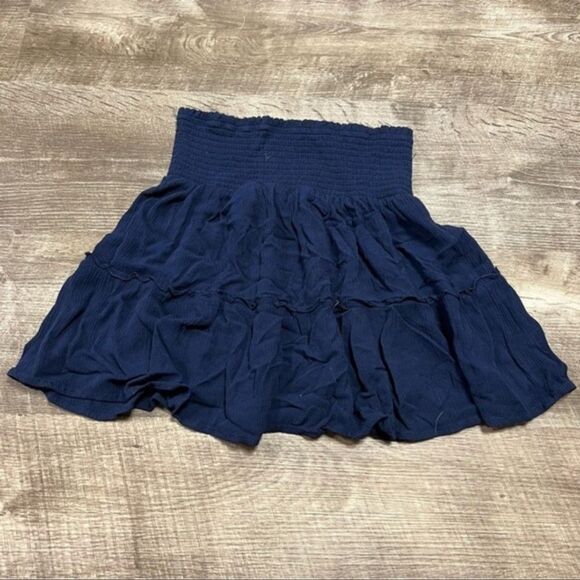 Hippie Rose Mini Skirt Size Small - Picture 5 of 7